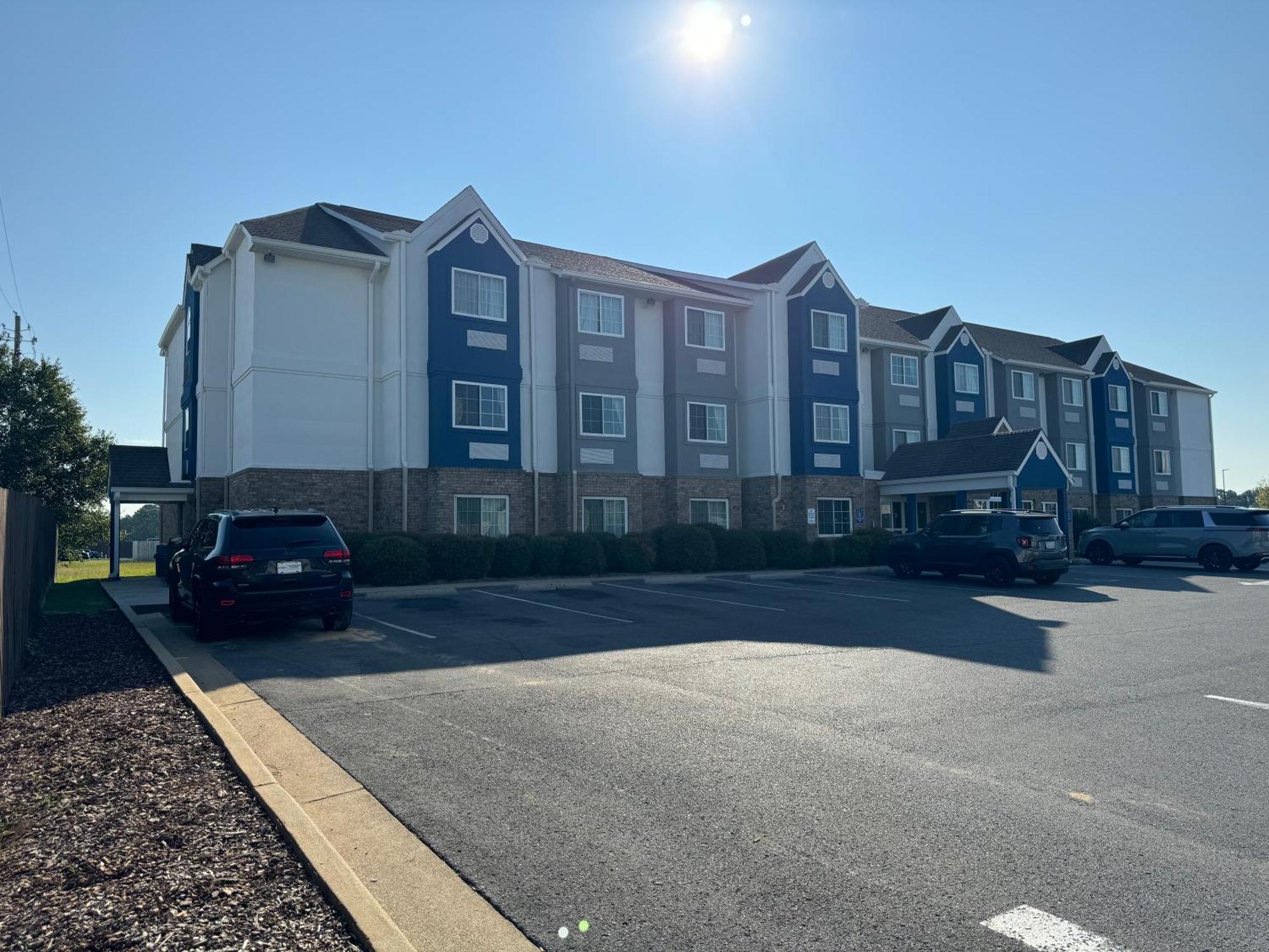 Microtel Inn & Suites By Wyndham Albertville Ngoại thất bức ảnh